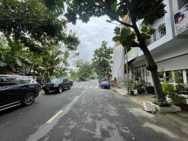 Bán nhà 3 tầng 2 mặt tiền tại Phố Lương Định Của, Phường An Khánh, Quận 2, Hồ Chí Minh.